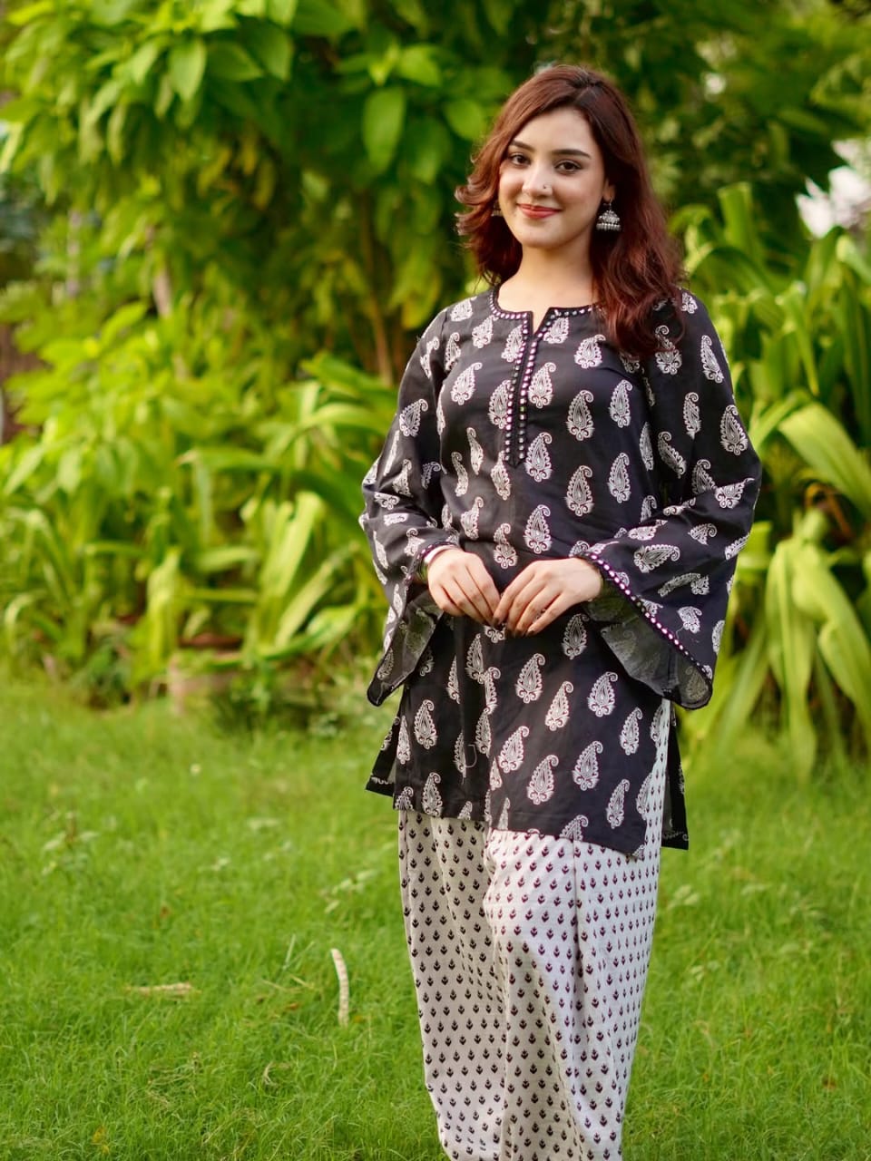 MAHRO 2-PIECE Stitched Dress. (Farshi Shalwar)