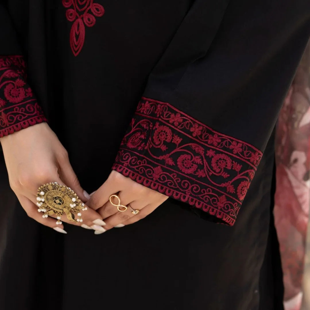 Winter stuff 
Zaroon Embroidery 3 piece