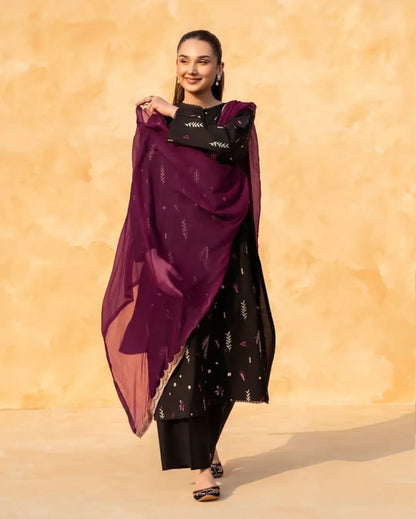 Winter stuff Diana Embroidered - 3 Pieces