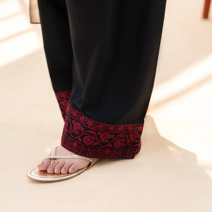 Winter stuff 
Zaroon Embroidery 3 piece